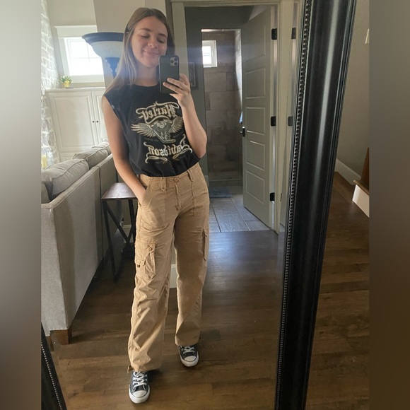 Meet your Posher, Jaden - Picture 4 of 16